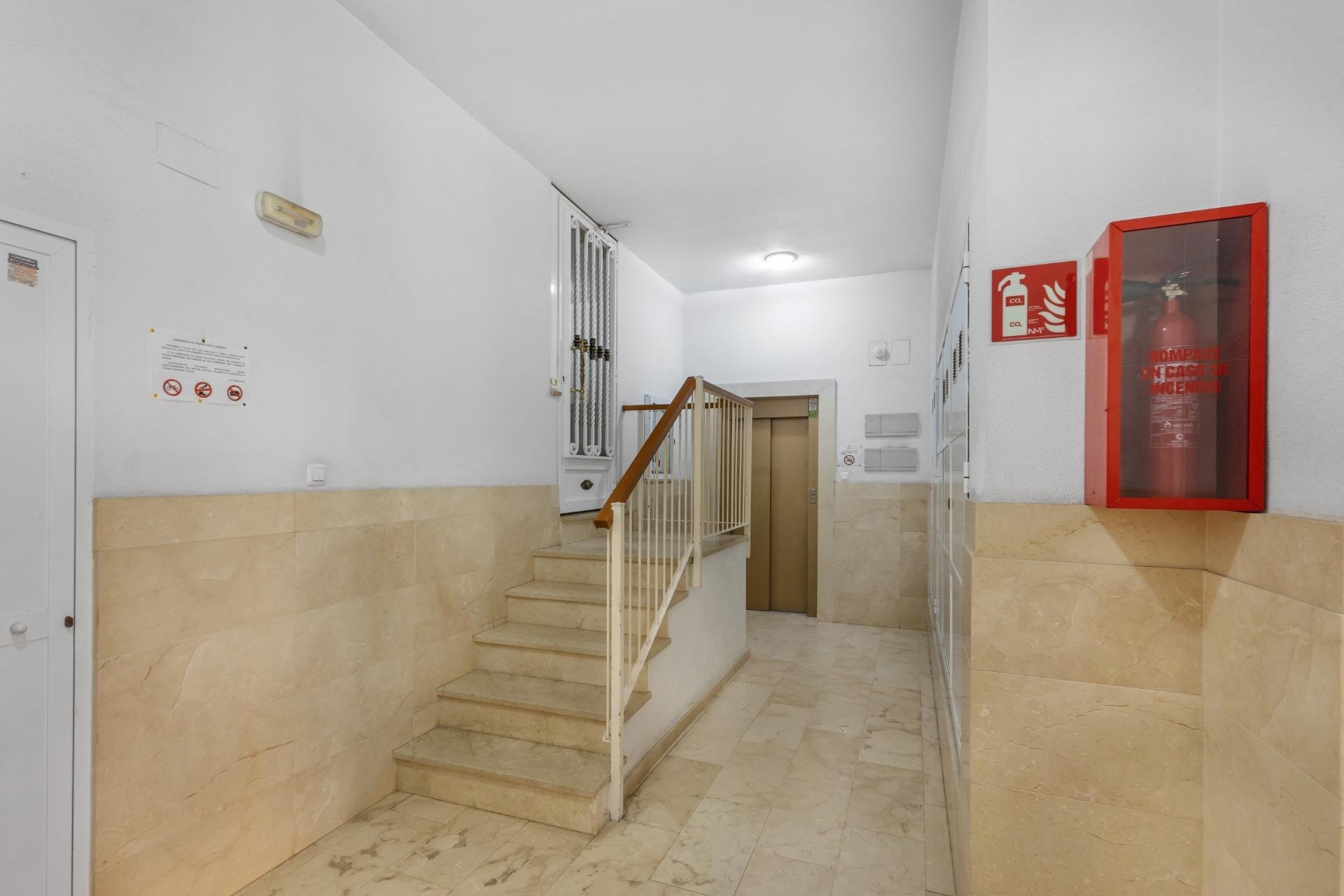 Reventa - Apartamento - Torrevieja - Playa del cura