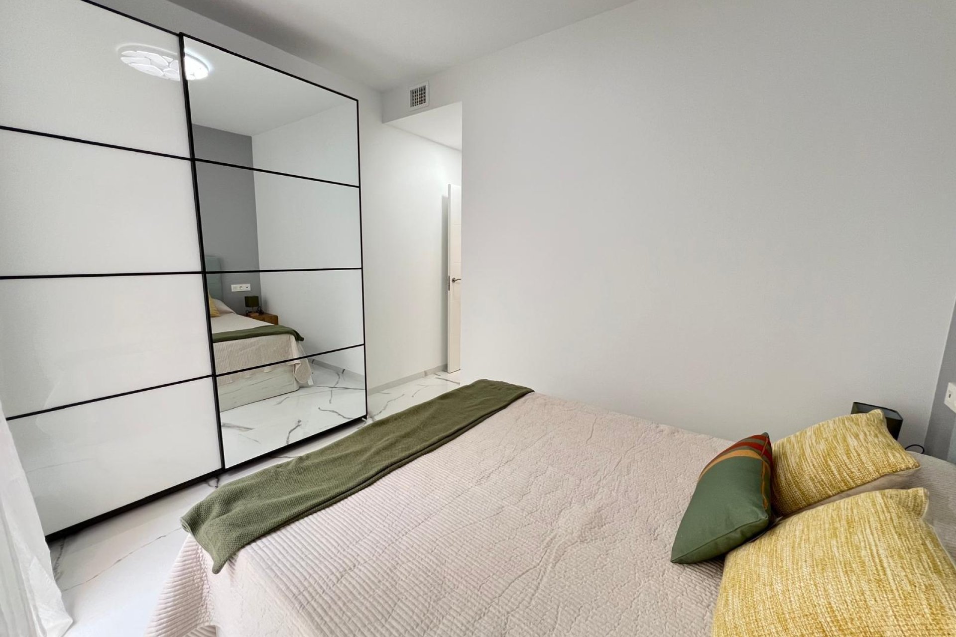 Reventa - Apartamento - Torrevieja - Playa del cura