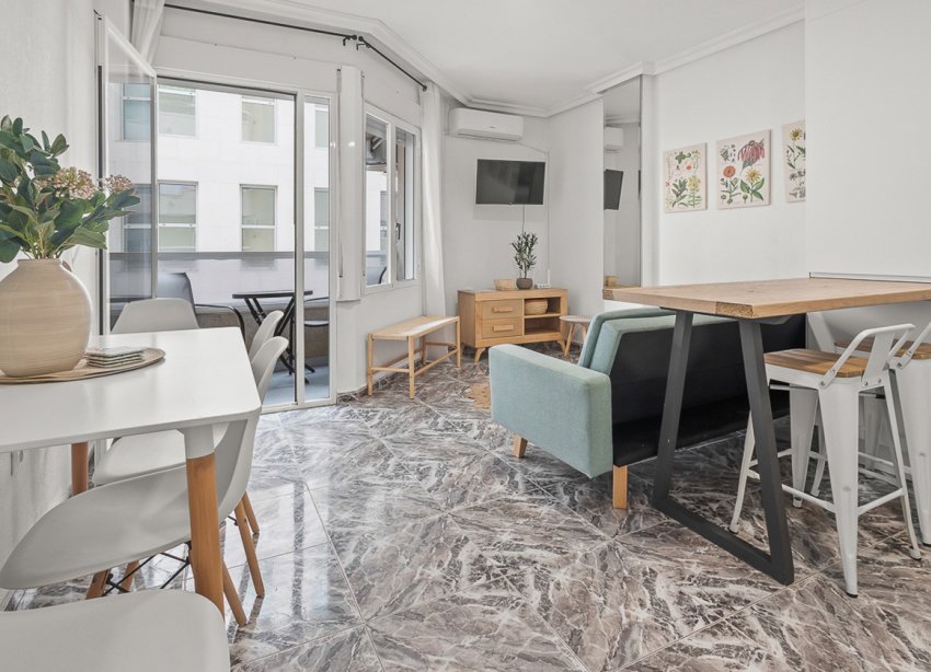 Reventa - Apartamento - Torrevieja - Playa del Cura