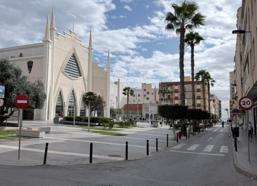 Reventa - Apartamento - Torrevieja - Playa del cura