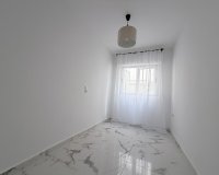 Reventa - Apartamento - Torrevieja - Playa del cura