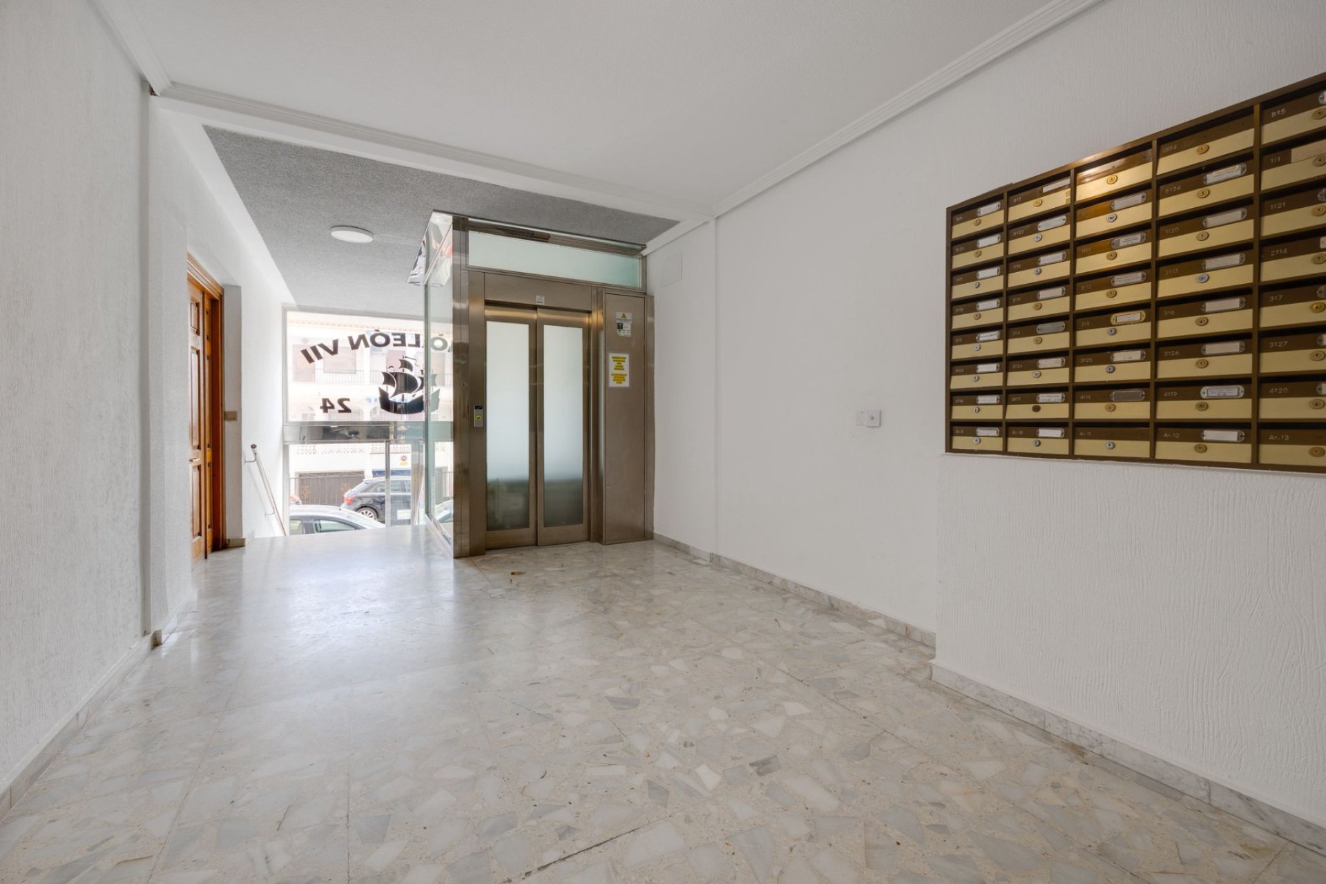 Reventa - Apartamento - Torrevieja - Playa del Cura