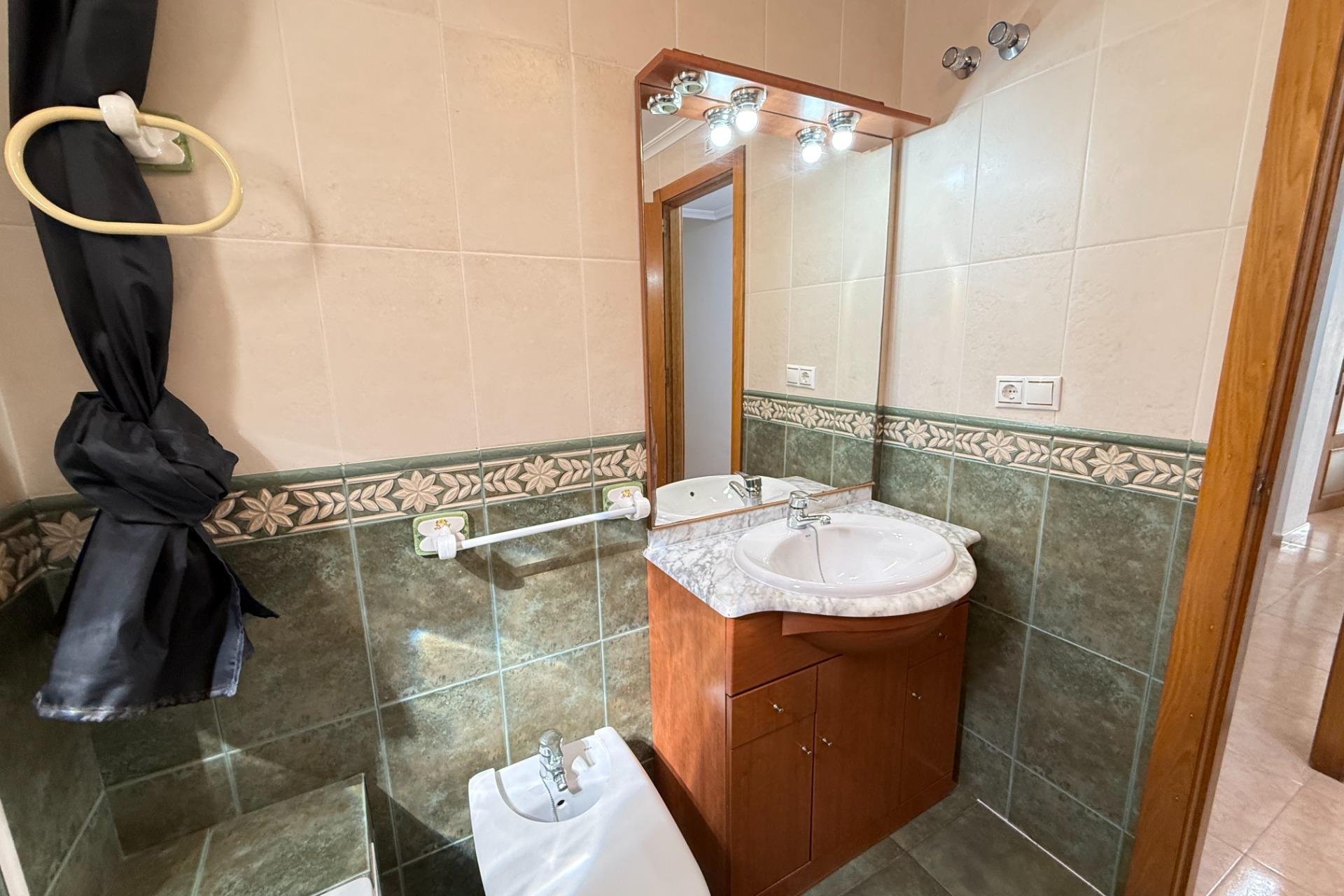 Reventa - Apartamento - Torrevieja - Playa del cura