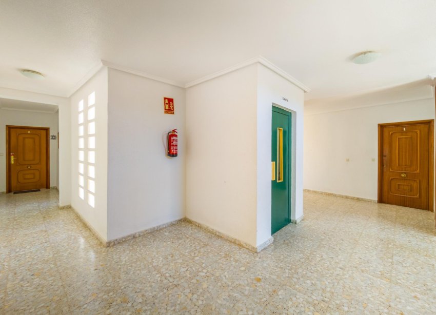 Reventa - Apartamento - Torrevieja - Playa del cura