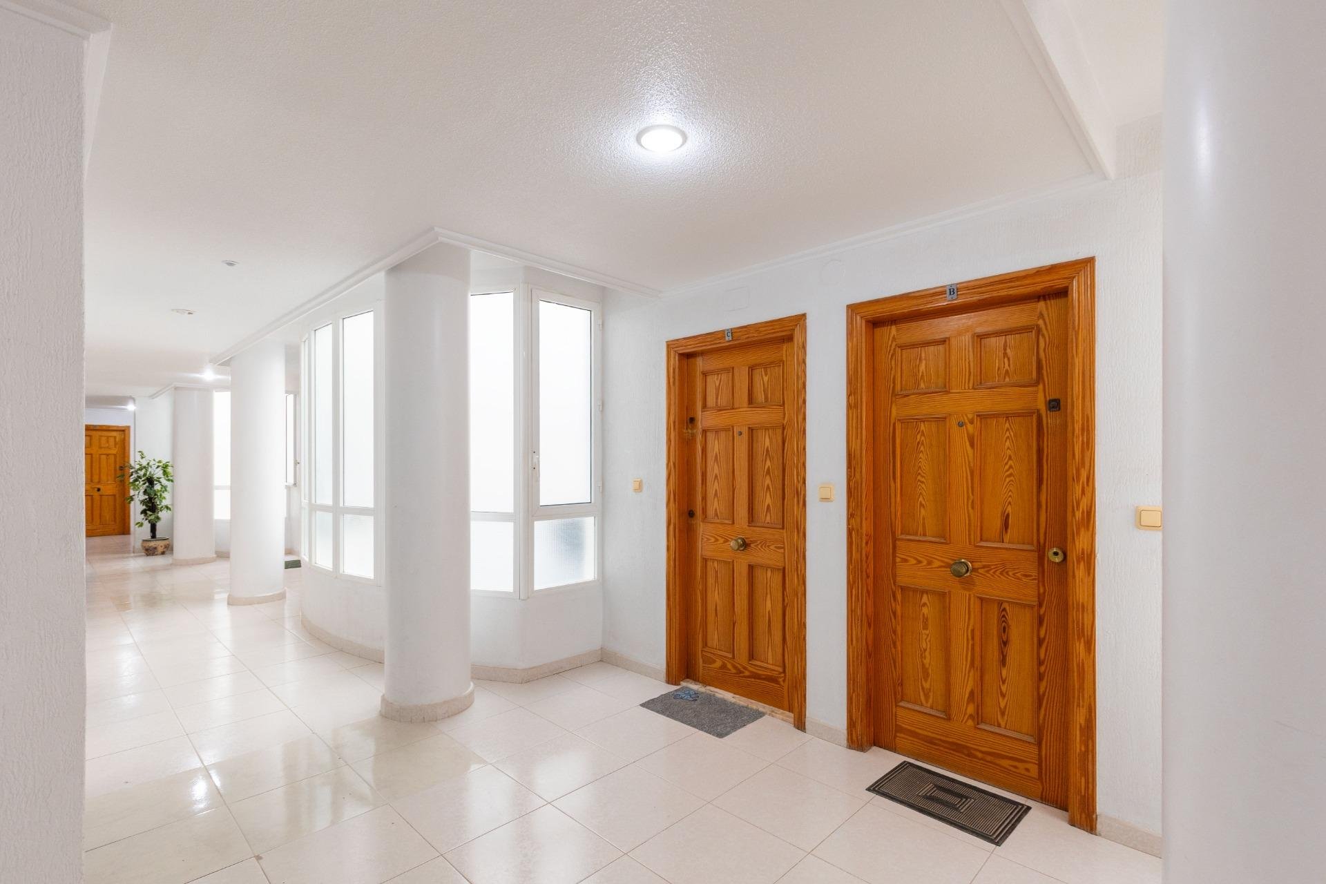 Reventa - Apartamento - Torrevieja - Playa del cura