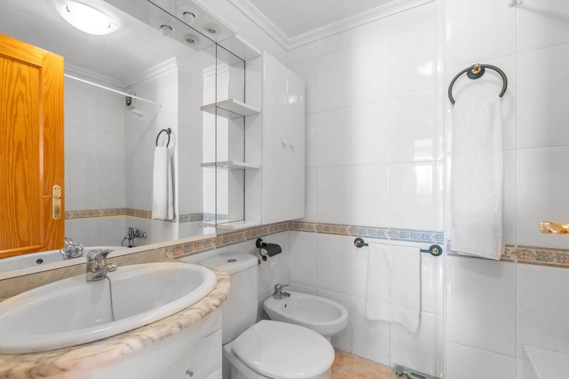 Reventa - Apartamento - Torrevieja - Playa del Cura