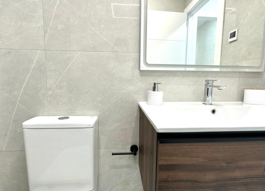 Reventa - Apartamento - Torrevieja - Playa del Cura