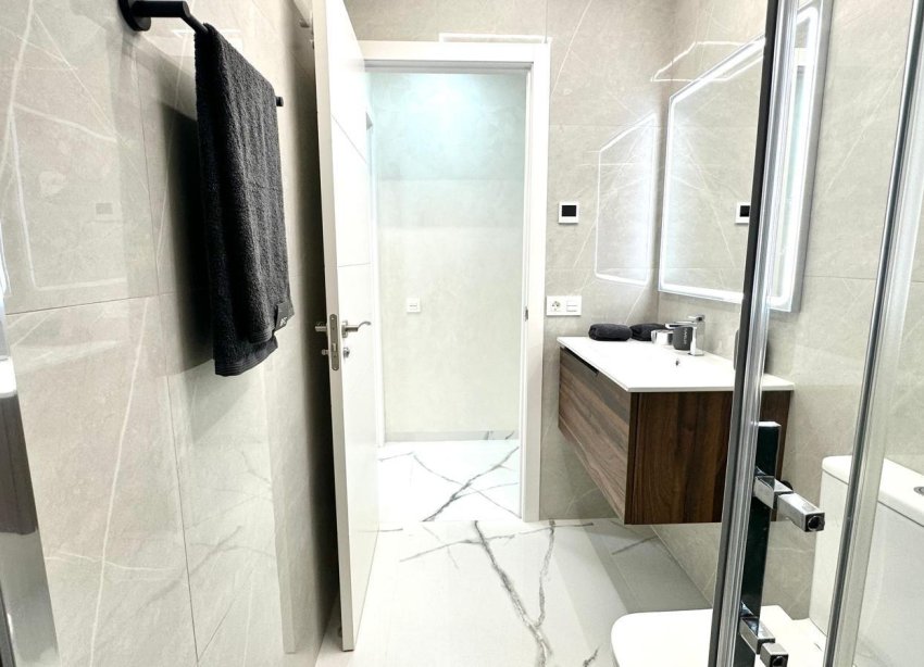 Reventa - Apartamento - Torrevieja - Playa del Cura