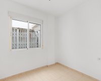 Reventa - Apartamento - Torrevieja - Puerto Deportivo
