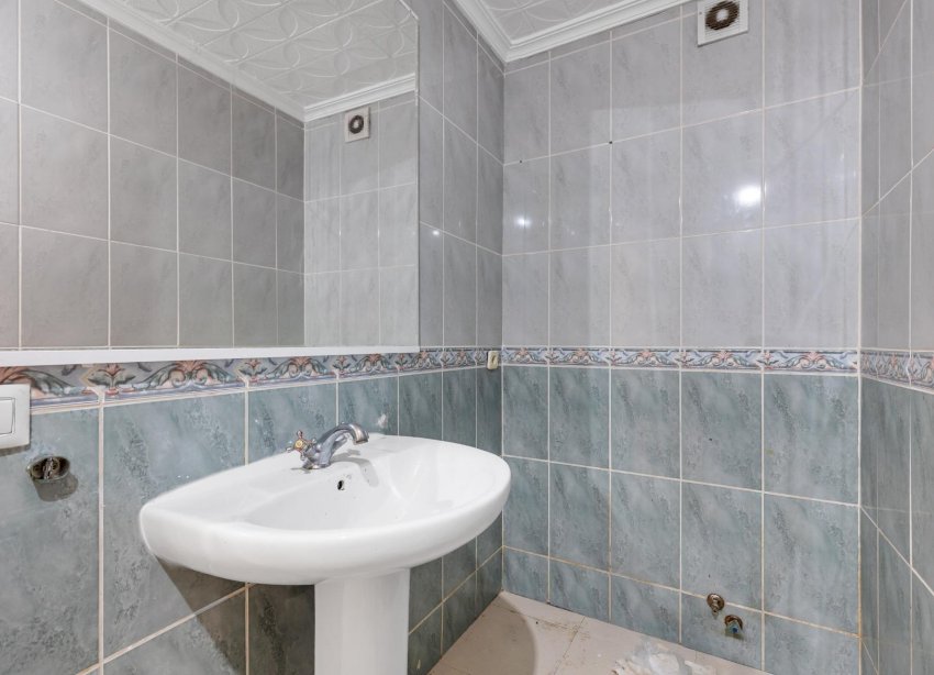 Reventa - Apartamento - Torrevieja - Puerto Deportivo