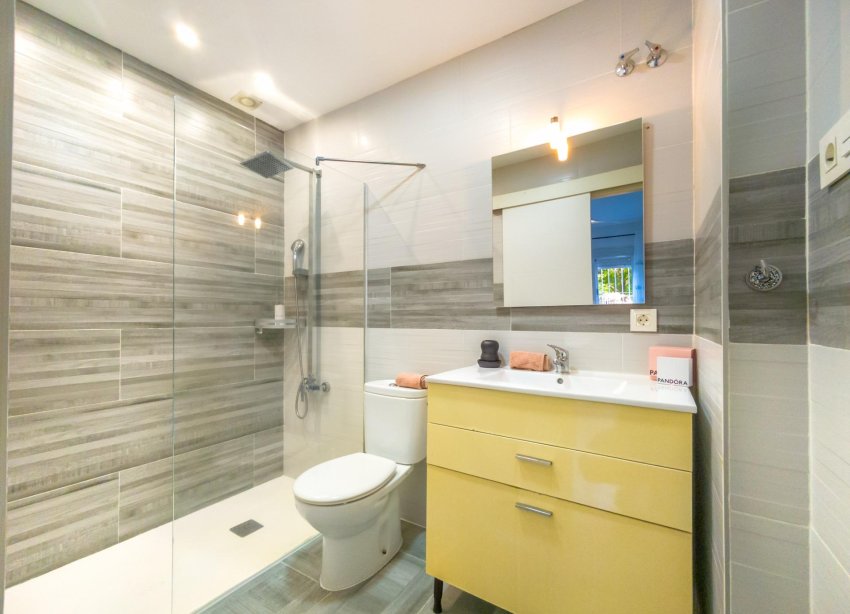 Reventa - Apartamento - Torrevieja - torrevieja