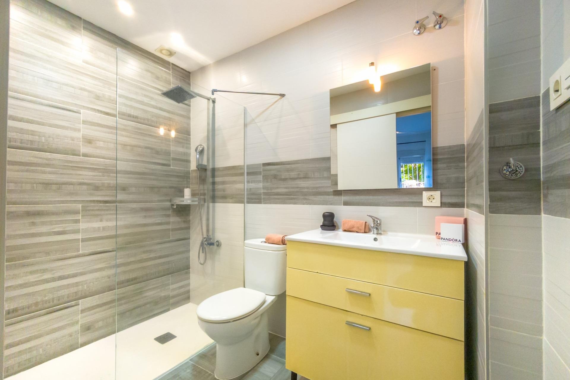 Reventa - Apartamento - Torrevieja - torrevieja