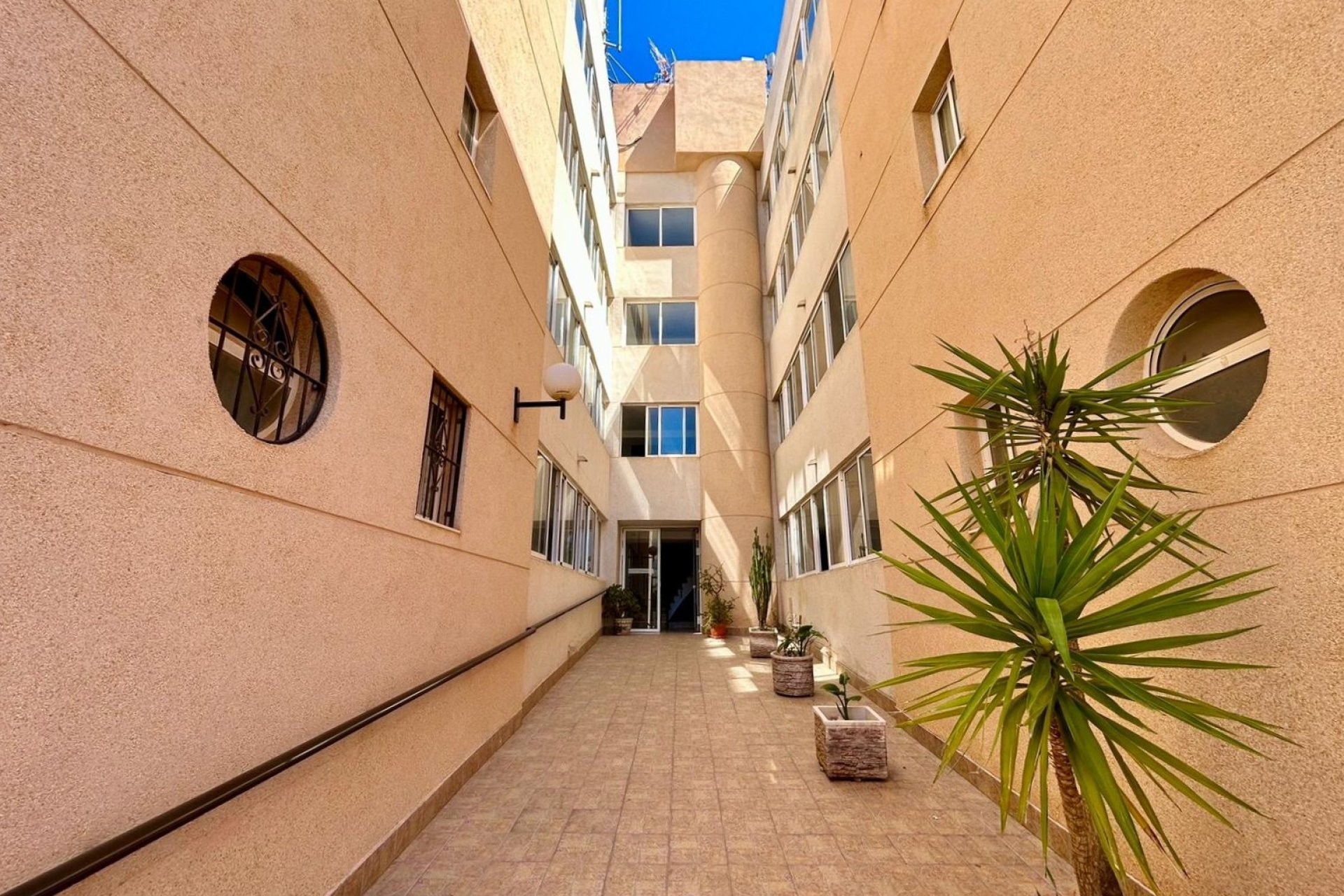 Reventa - Apartamento - Torrevieja - Urbanización San Luis