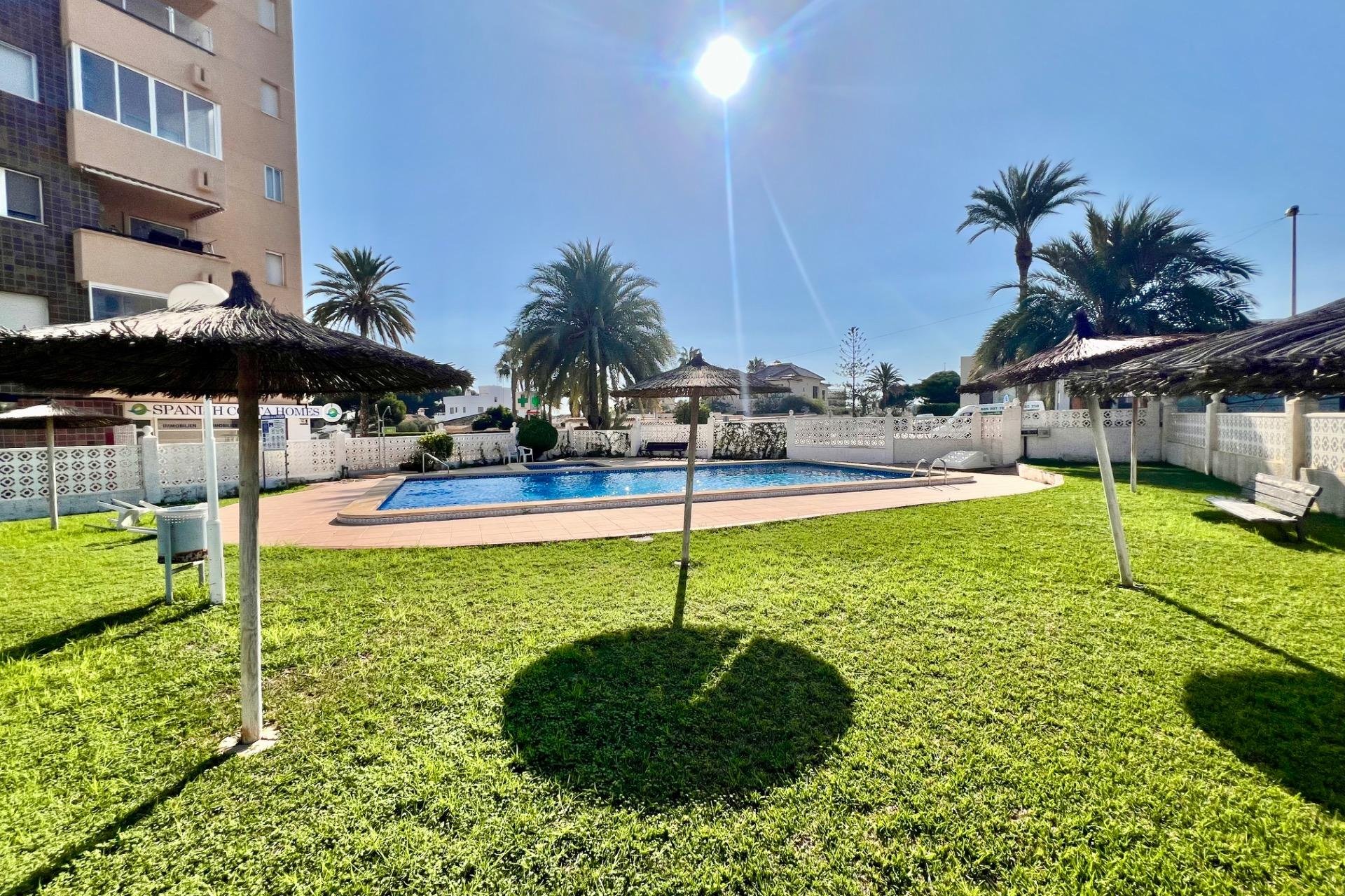 Reventa - Apartment - Orihuela Costa - La Zenia