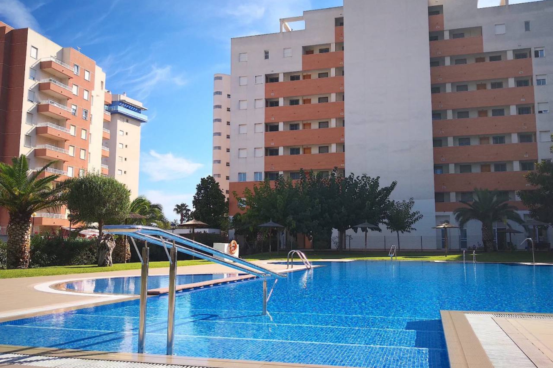 Reventa - Apartmento - Guardamar del Segura - Puerto