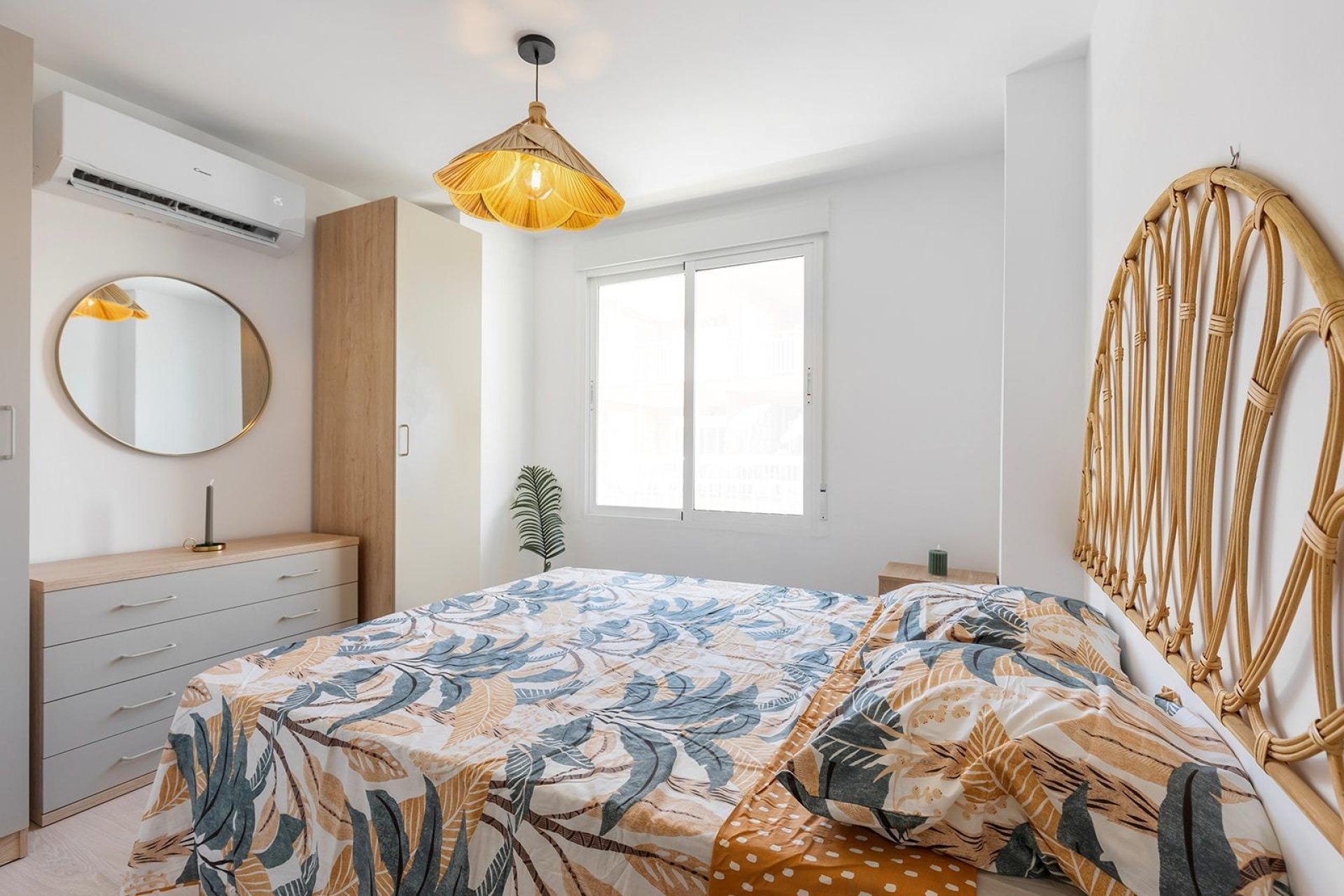 Reventa - Apartmento - Torrevieja - Playa de los Naufragos