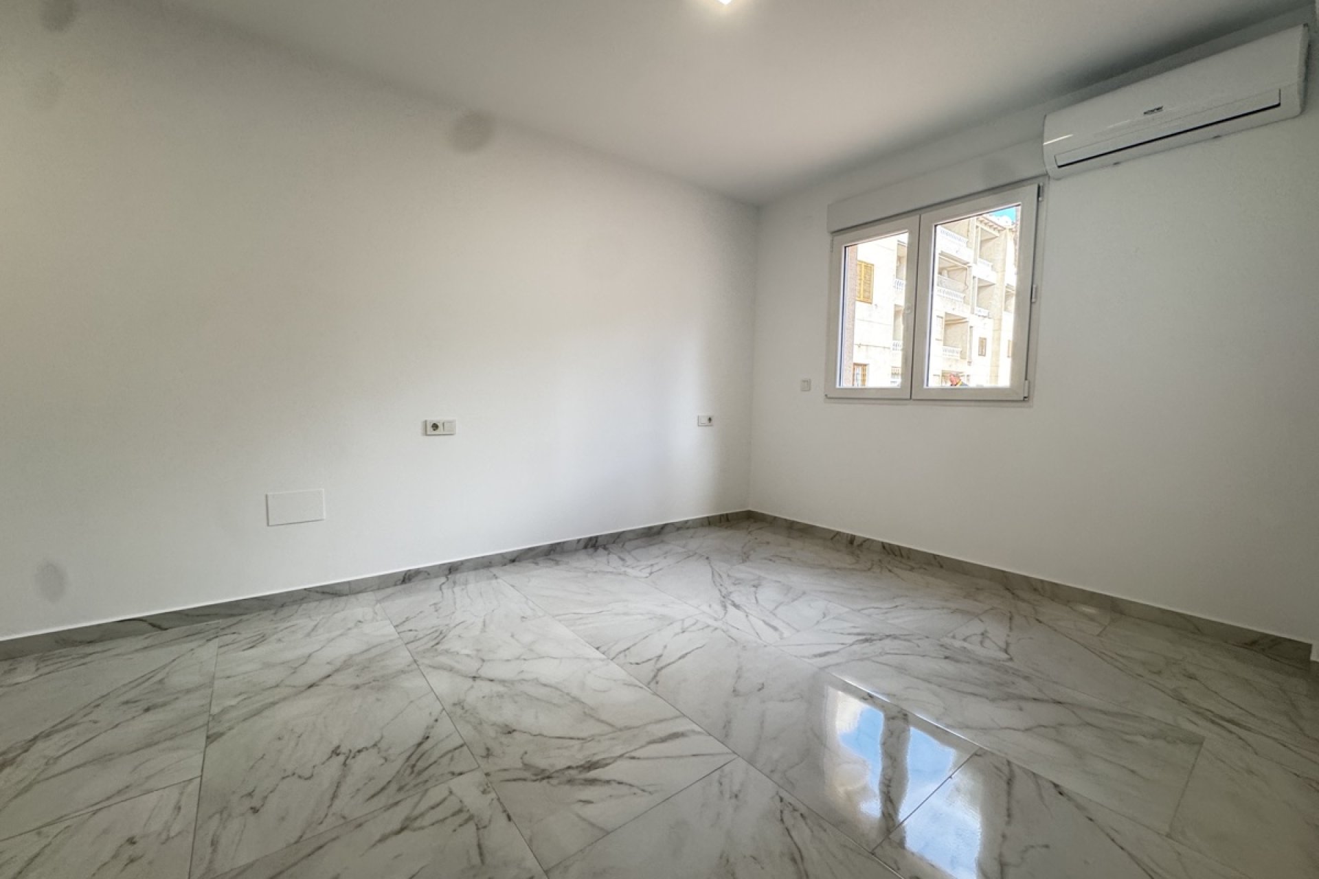 Reventa - Apartmento - Torrevieja