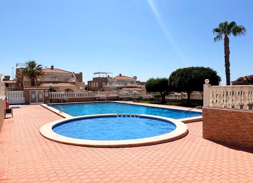 Reventa - Bungalow - ﻿Torrevieja (Alicante) - Spain