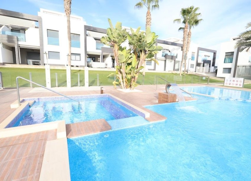 Reventa - Bungalow - Orihuela Costa - La Zenia