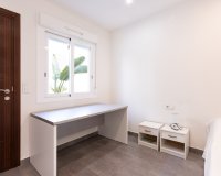 Reventa - Bungalow - Torrevieja - Aguas Nuevas