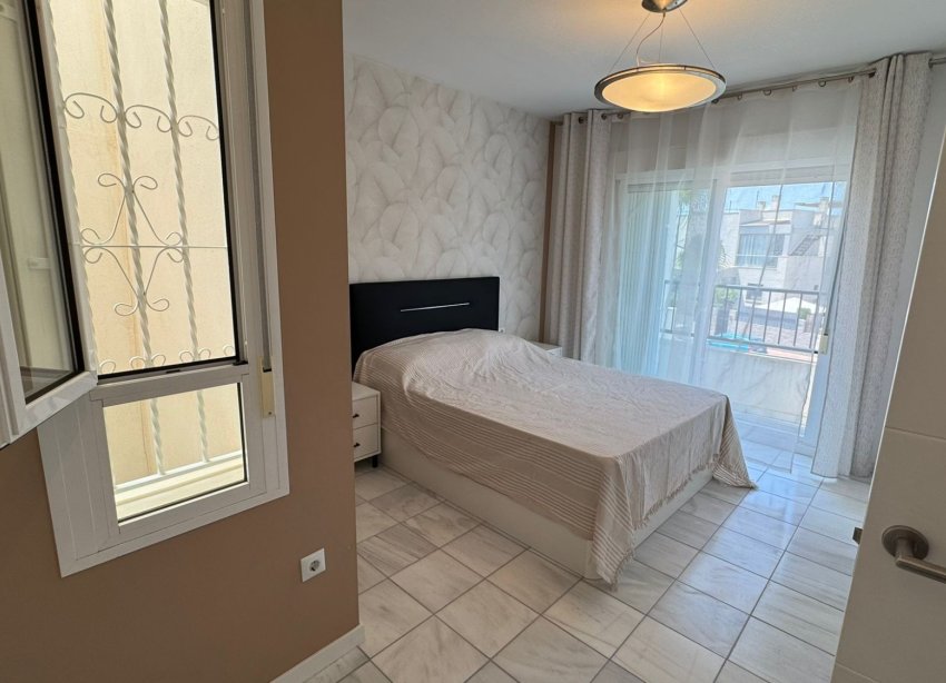 Reventa - Bungalow - Torrevieja - Aguas Nuevas