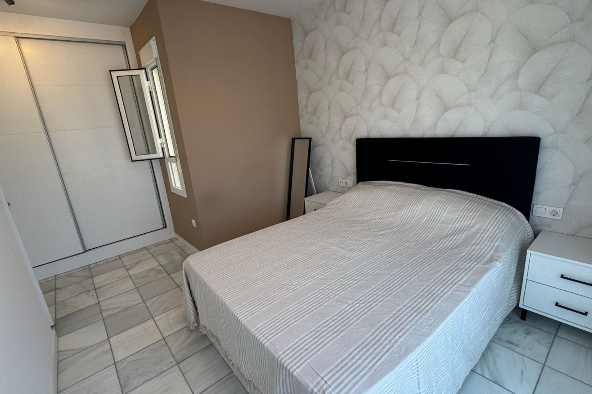 Reventa - Bungalow - Torrevieja - Aguas Nuevas