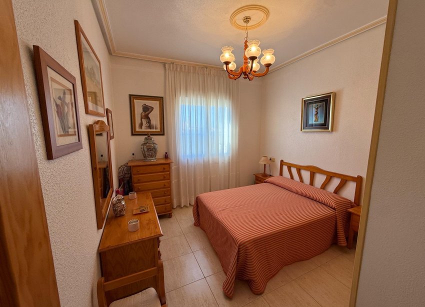 Reventa - Bungalow - Torrevieja - Aguas Nuevas