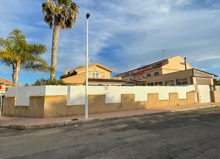 Reventa - Chalet Independiente - Santiago de la Ribera