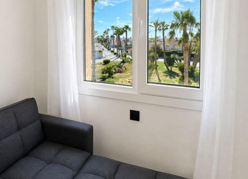 Reventa - Duplex - Torrevieja - Carrefour