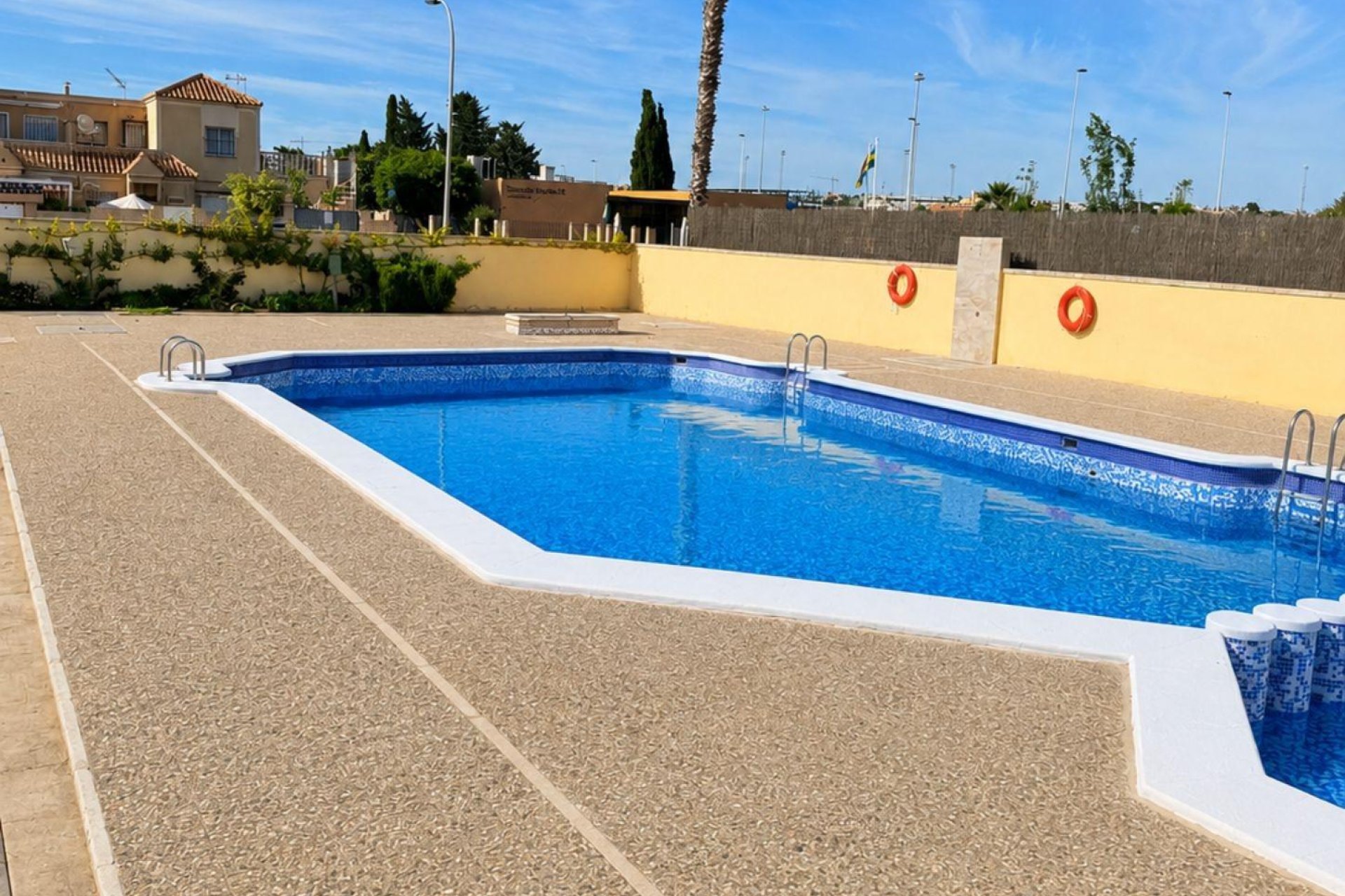 Reventa - Duplex - Torrevieja - Carrefour