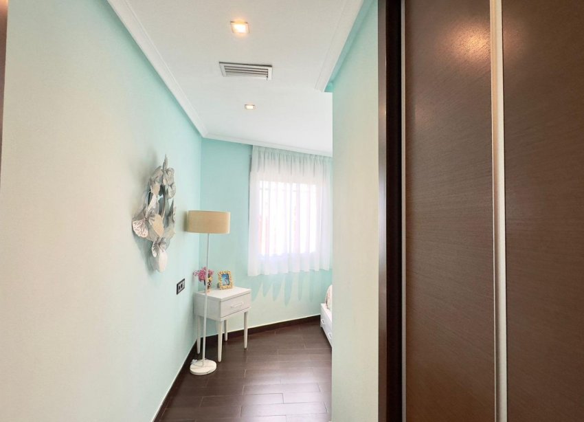 Reventa - Edificio - Torrevieja - Playa del Cura