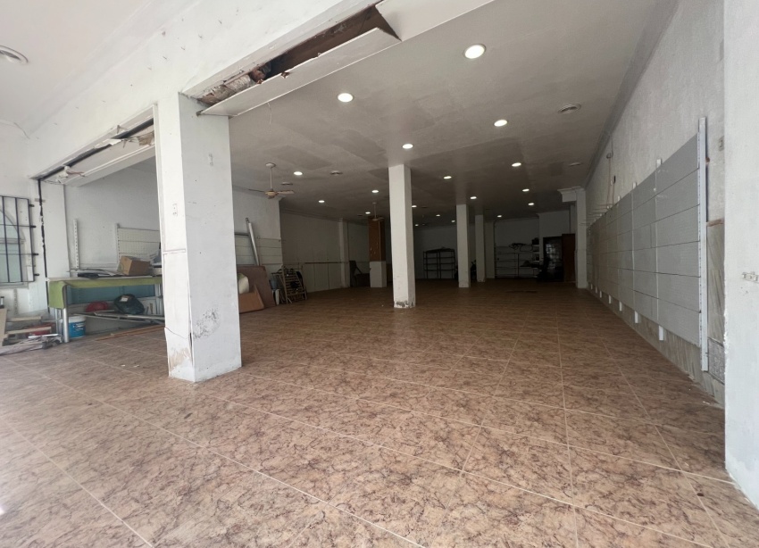 Reventa - Espacio comercial - Guardamar del Segura - Cervantes