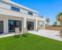 Reventa - Finca - Los Montesinos - La Herrada