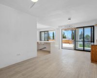 Reventa - Finca - Los Montesinos - La Herrada