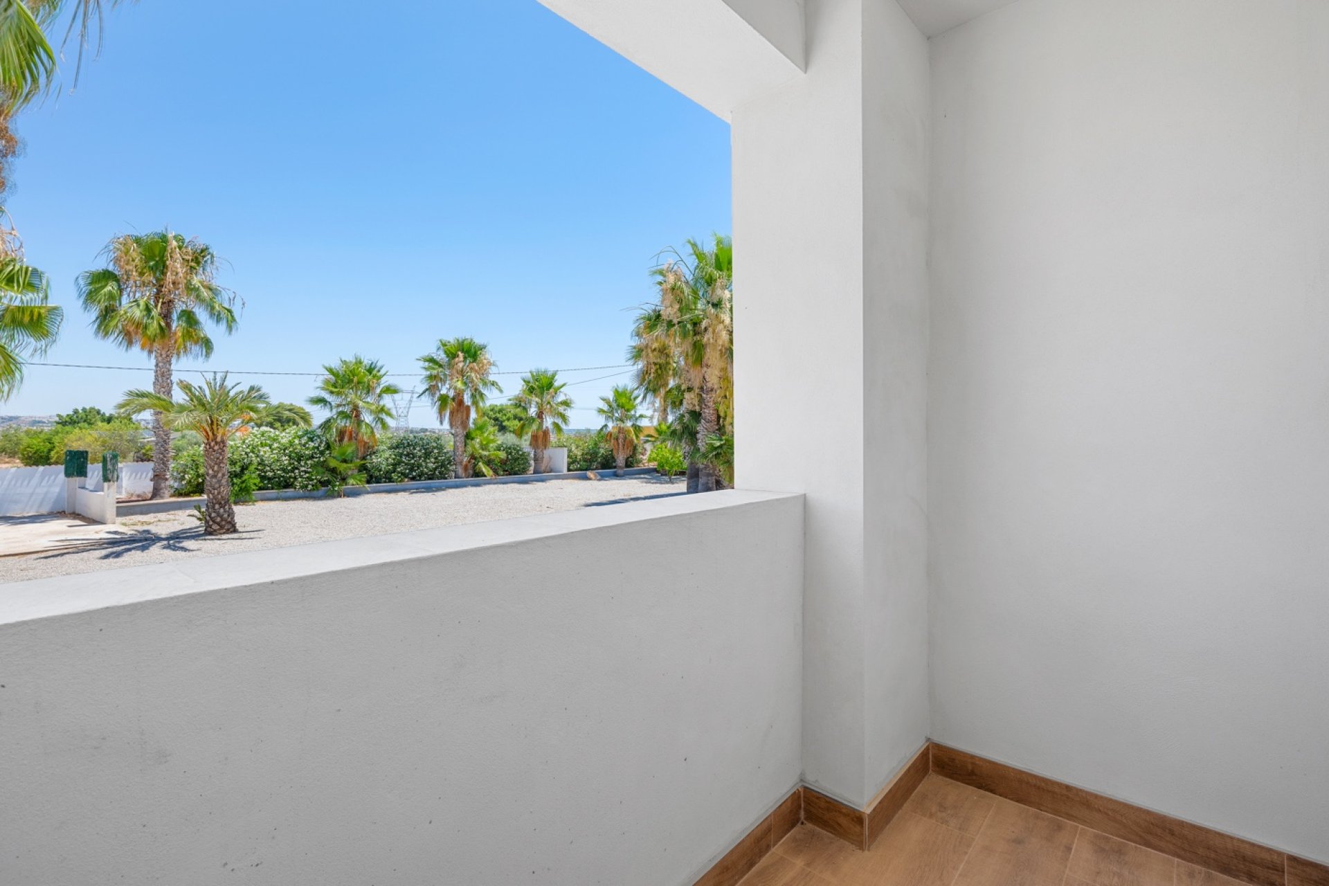Reventa - Finca - Los Montesinos - La Herrada
