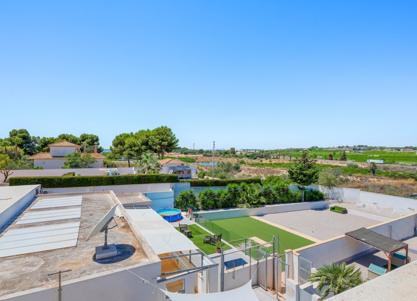 Reventa - Finca - Los Montesinos - La Herrada
