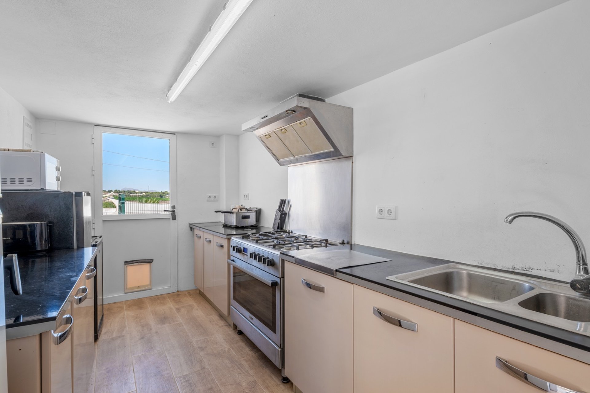 Reventa - Finca - Los Montesinos - La Herrada