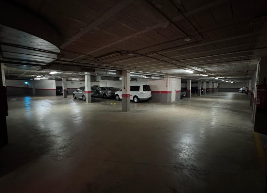 Reventa - garage - Torrevieja - Centro