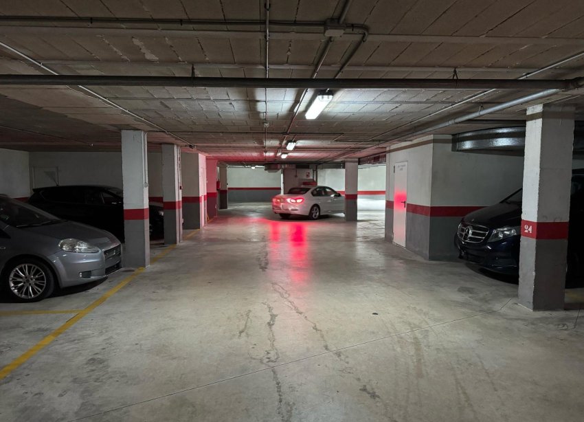 Reventa - garage - Torrevieja - Centro