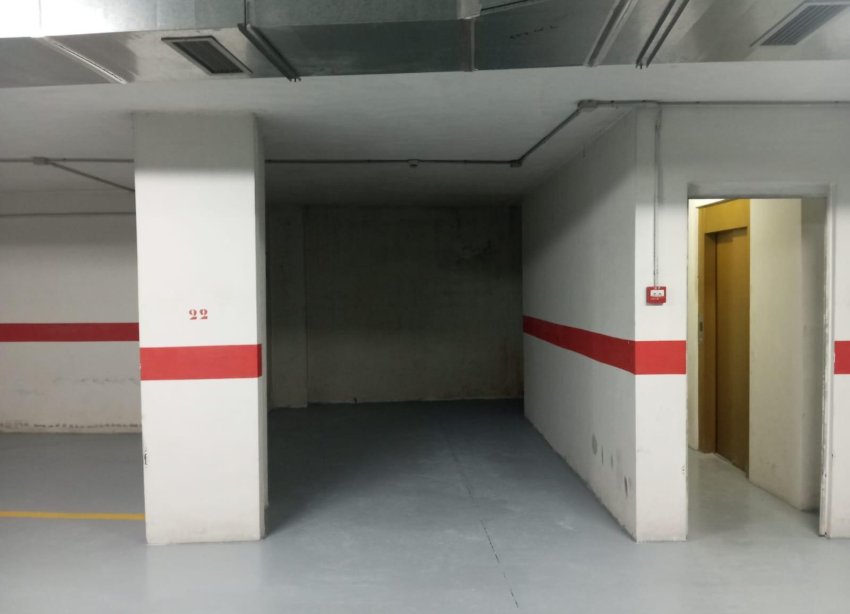 Reventa - garage - Torrevieja - La Mata