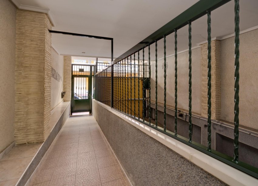 Reventa - garage - Torrevieja - Playa del cura