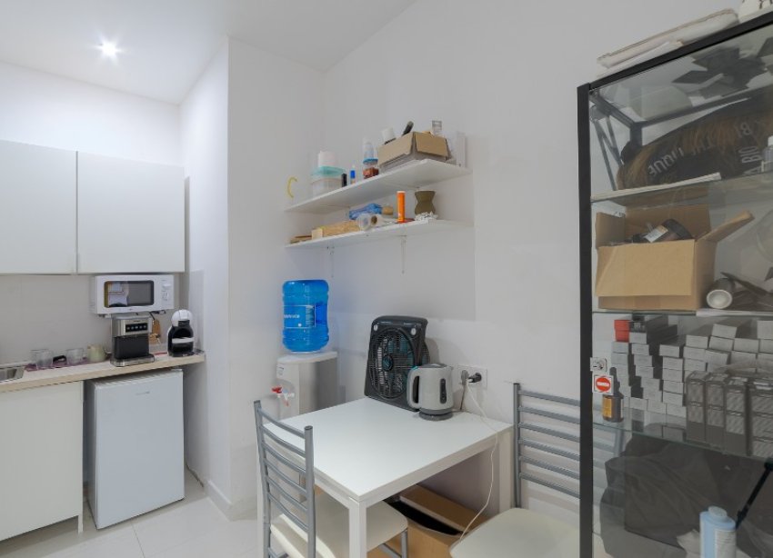 Reventa - Local Comercial - Alicante - Center