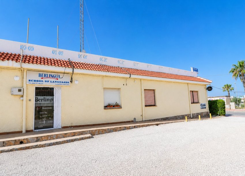 Reventa - Local Comercial - Ciudad Quesada - Doña Pepa