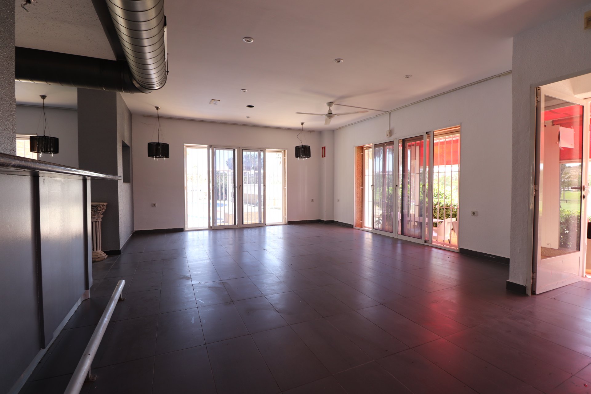 Reventa - Local Comercial - Ciudad Quesada - La Marquesa