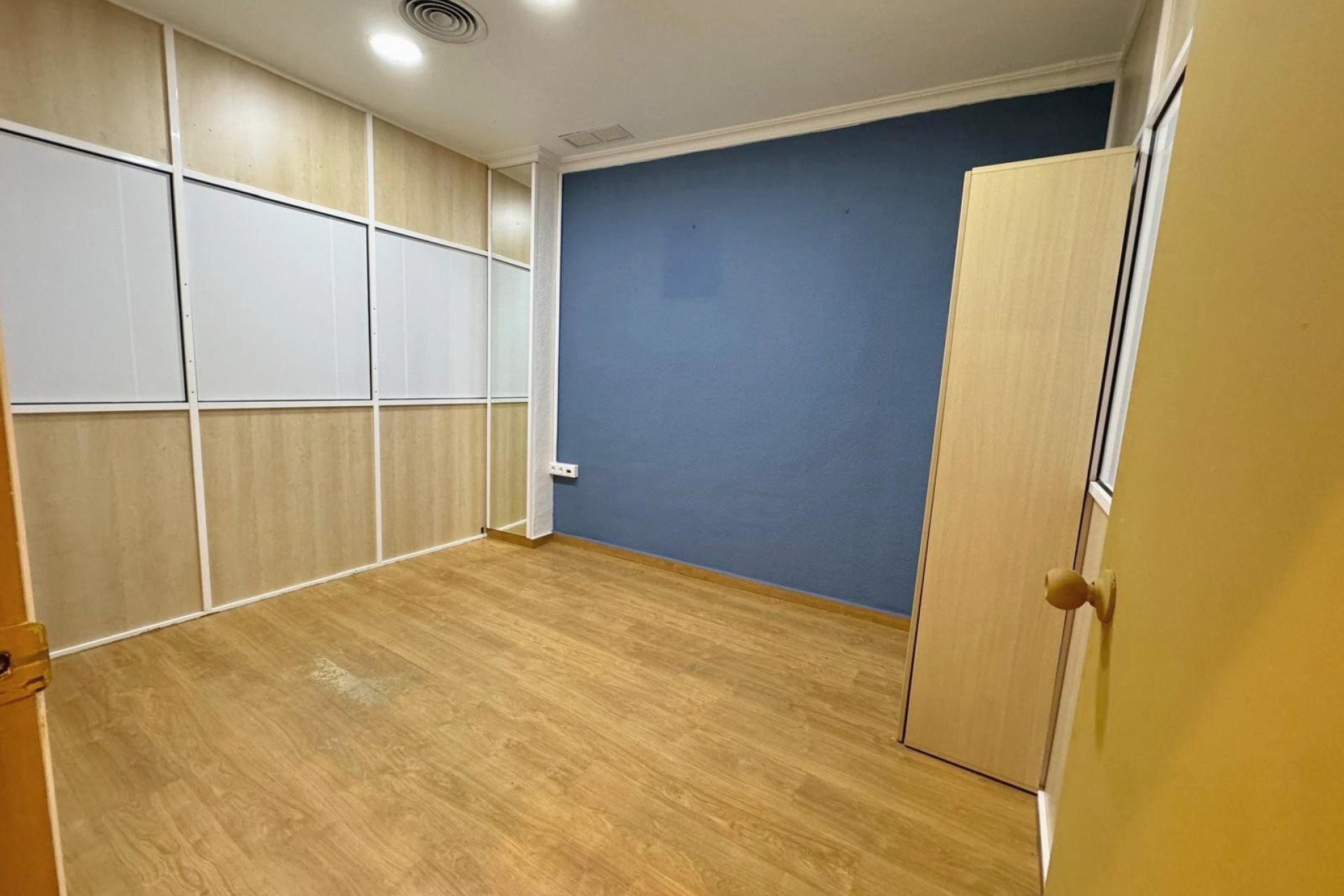 Reventa - Local Comercial - Guardamar del Segura - Guardamar del Seguras*