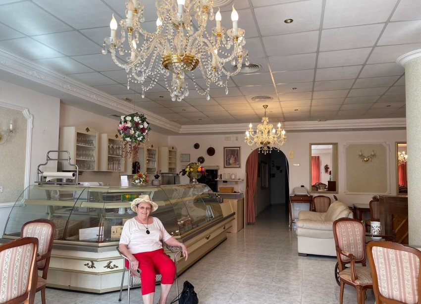 Reventa - Local Comercial - Guardamar del Segura - Guardamar Playa