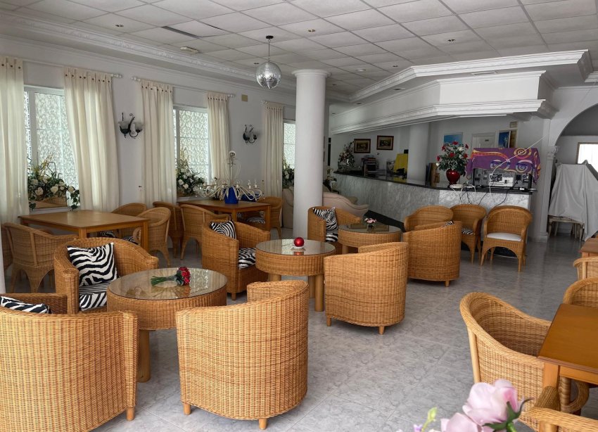 Reventa - Local Comercial - Guardamar del Segura - Guardamar Playa