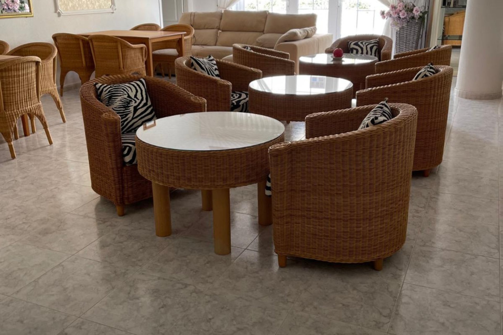 Reventa - Local Comercial - Guardamar del Segura - Guardamar Playa