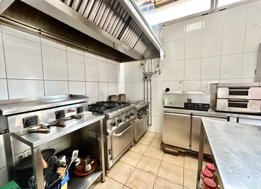 Reventa - Local Comercial - Orihuela Costa - Villamartín