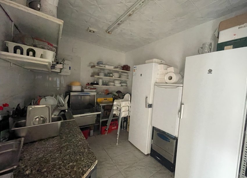 Reventa - Local Comercial - Torrevieja - Comunidad valenciana